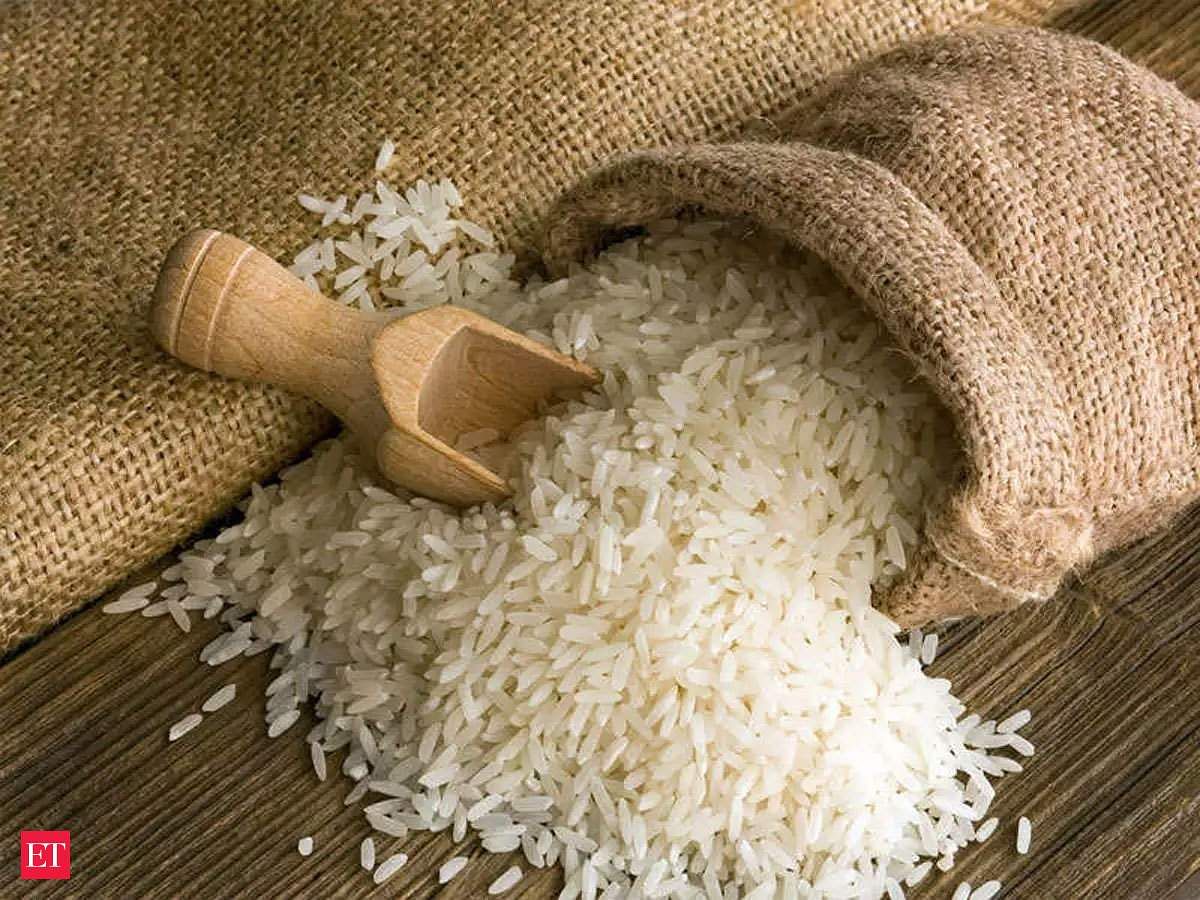 अच्छी नौकरी और जीवन की बाधाओं से मुक्ति के लिए अपनाएं चावल से जुड़े उपाय