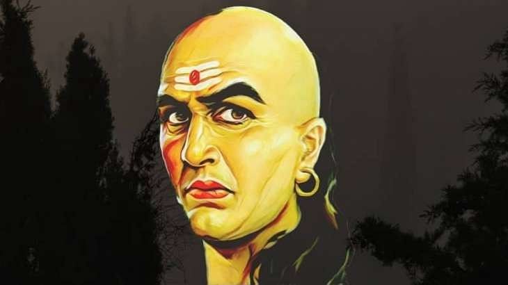 Chanakya Niti : वो गलतियां जिनके कारण शादीशुदा जिंदगी पर लग जाता है ग्रहण !