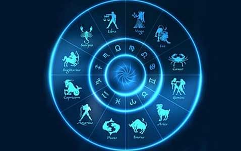 Money Minded Zodiac Signs: इस एक आदत की वजह से ये 5 राशि के लोग जीवन में खूब इकट्टा कर लेते हैं धन-द