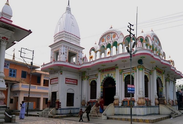 Daksheshwar temple : कनखल के दक्षेश्वर महादेव मंदिर परिसर में महादेव का ये मंदिर है विशेष