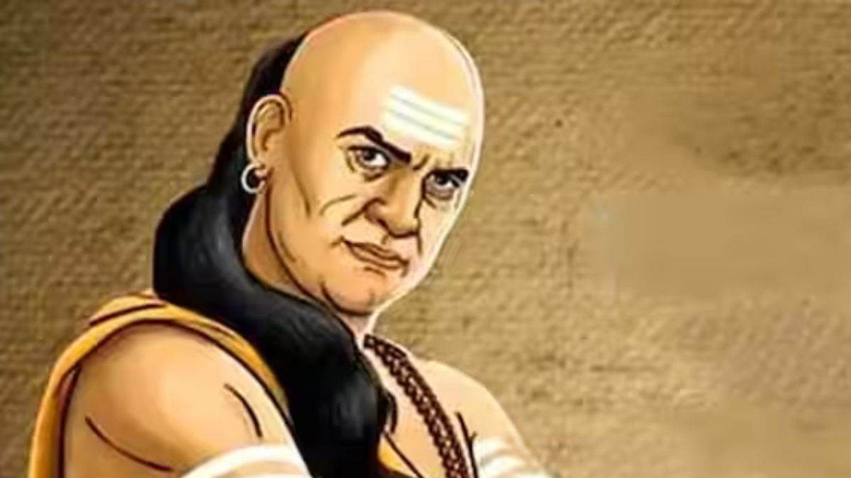 Chanakya Niti : बच्चों के उज्जवल भविष्य के लिए दूर रखें ये चीजें, जीवन में मिलेगी बड़ी सफलता