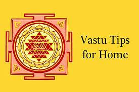 Vastu Tips : जीवन में अच्छे लाभ और सफलता के लिए ये वास्तु उपाय चमका देंगे किस्मत