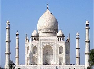 Taj Mahal Gives Jobs to Many People, says Akhilesh