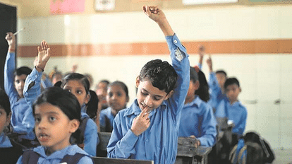 New Education Policy Draft Ready, To Be Examined by The HRD Minister After Submission