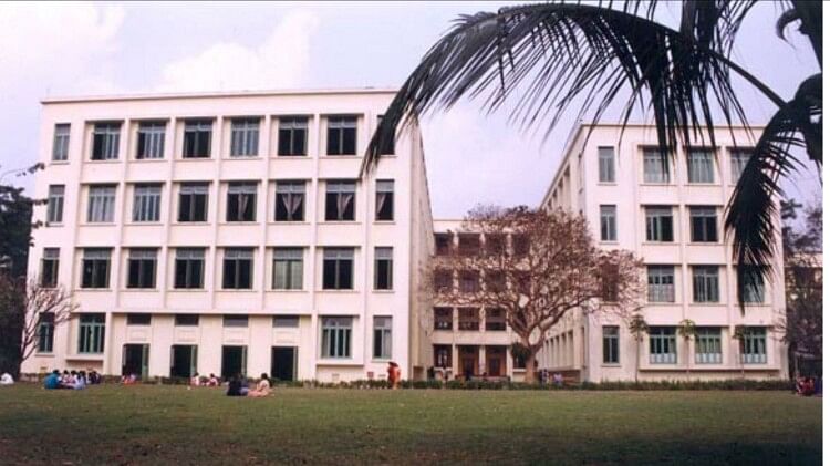 Loreto College in Kolkata Apologizes for 'English-Medium Only' Admission Policy