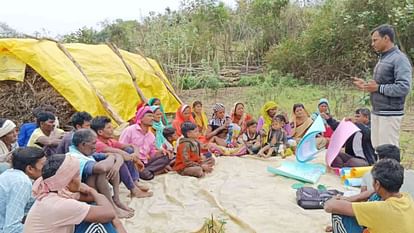 कोरकू आदिवासियों को स्वास्थ्य, शिक्षा, कृषि और पशुपालन जैसे विषयों पर जागरूक किया जा रहा है।