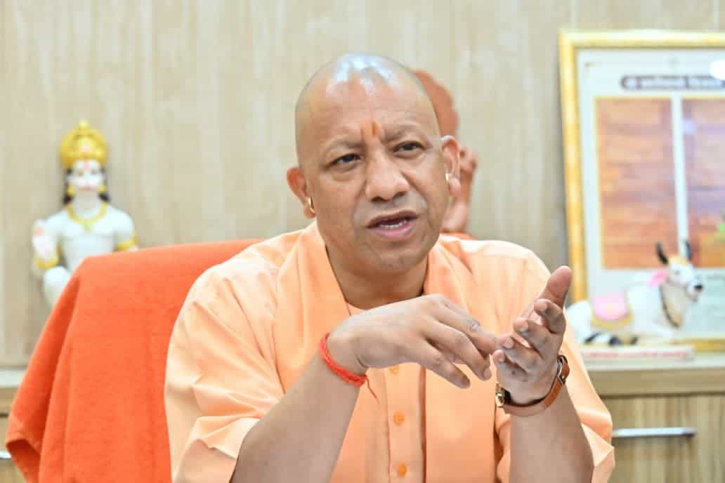 सीएम योगी ने कहा, डिजिटल लाइब्रेरी के माध्यम से ग्रामीण इलाकों में ज्ञान का डिजिटल द्वार खुला