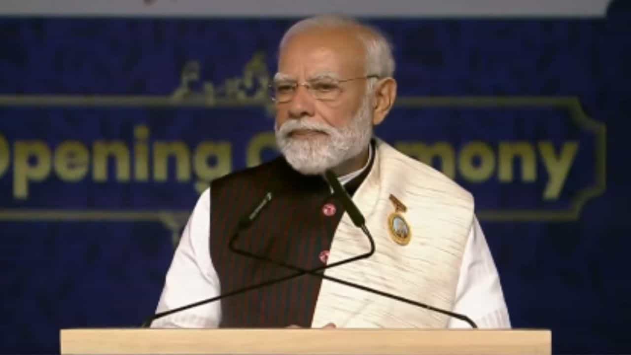 प्रधानमंत्री नरेंद्र मोदी