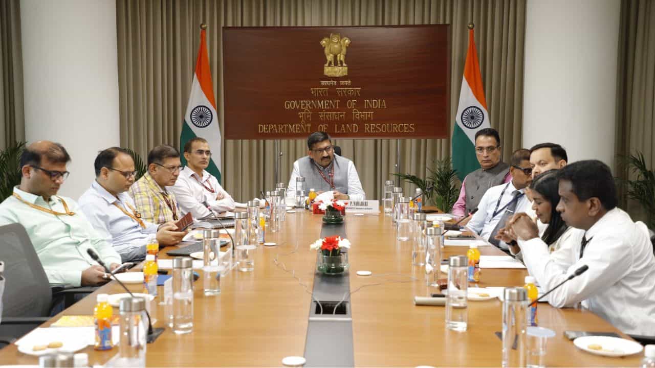 भारत ने श्रीलंका के अधिकारियों के साथ डिजिटल भूमि रिकॉर्ड का अनुभव साझा किया।