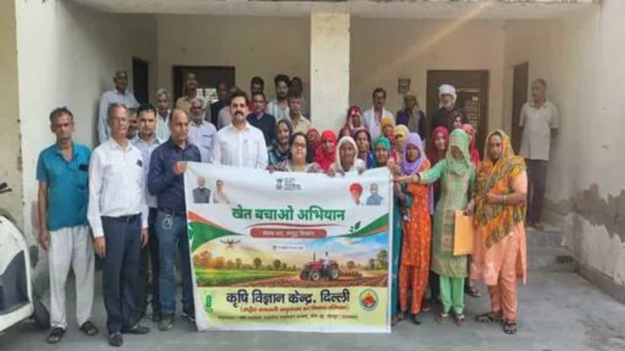दिल्ली देहात में चला खेत बचाओ अभियान