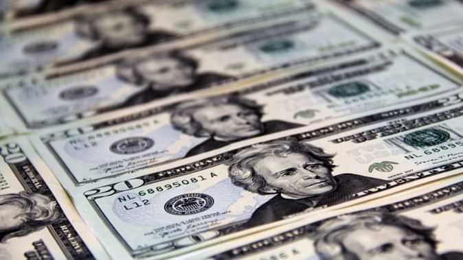 Forex Reserves Surge: लगातार छठवें हफ्ते बढ़ा विदेशी मुद्रा भंडार, पहुंचा 677 अरब डॉलर के पार