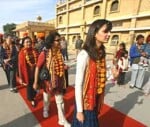 tourists welcomed in rajasthan in strange way
