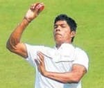 umesh yadav grabs five and hundreds by irfan pathan in ranji match