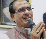 governor, CM  of mp travel with uninsured cars.