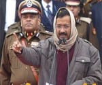 arvind kejriwal retweet shekhar kapoor's tweet