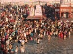sai devotee bath at harki paidi
