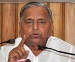 mulayam gives indications for change