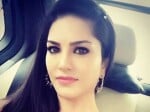 sunny leone Selfie