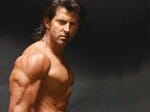 esha gupta close hrithik roshan
