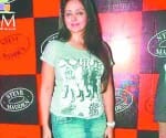 hema malini fake pic viaral on whatsapp and facebook.