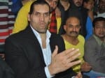 meet wwe champion wrestler great khali at jalandhar