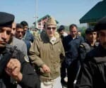 farooq abdullah obliged hizbul chief salahudin with medical seat