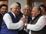 Lalu-sharad fails to woo Mulayam