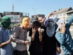 violent protests erupt in srinagar after HC ban on beef