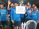 team india cheers for vvs laxman new shirt
