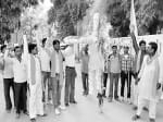 Shiv Sena burnt effigy of Hafiz Saeed