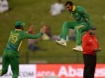 shoaib malik made a rocord in odi