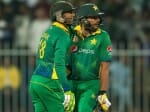Pakistan lost 3rd t20 in super over, Eng Whitewash series 
