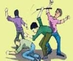 in eve teasing case 6 people injured, 15 arrested.