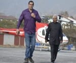 khali challenge undertaker to fight in India.
