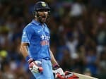 Can Yuvraj singh Enters in 1000 run t20 international?