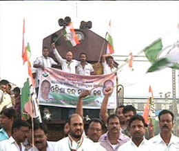 normal life hit due to odisha bandh