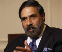 protectionism delays recovery and deepens recession says anand sharma