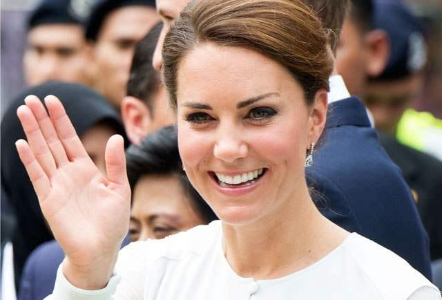 danish magazine runs kate topless photos
