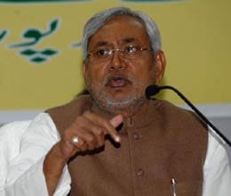 Nitish counterattack on Markendeya Katju