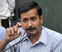 arvind kejriwal slams prime minister