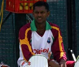chanderpaul shares double century partnership with his son