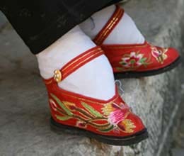 beatuiful foot mean china footbinding crual ritual