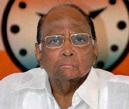 upa vulnerable after dmk pullout, says pawar