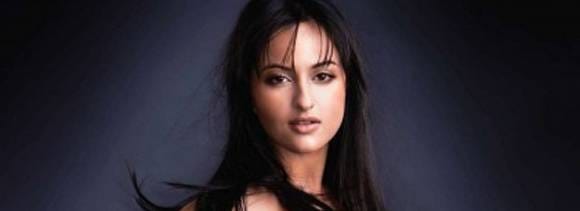 sonakshi will turn into direction