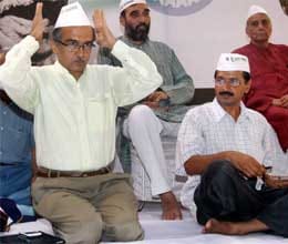Kejriwal launches party name to be announced on Nov 26