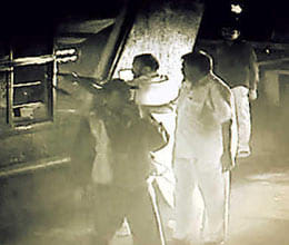 congress mp pointed gun at toll tax officer
