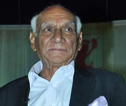 filmmaker yash chopra admitted to hospital