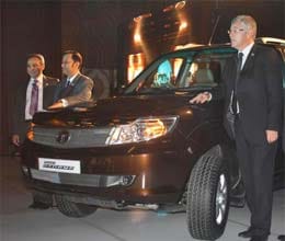 tata launches suv safari storme