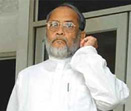 JD U Taslimuddin opened the front against Nitish