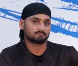 india will blank australia four zero claims harbhajan singh